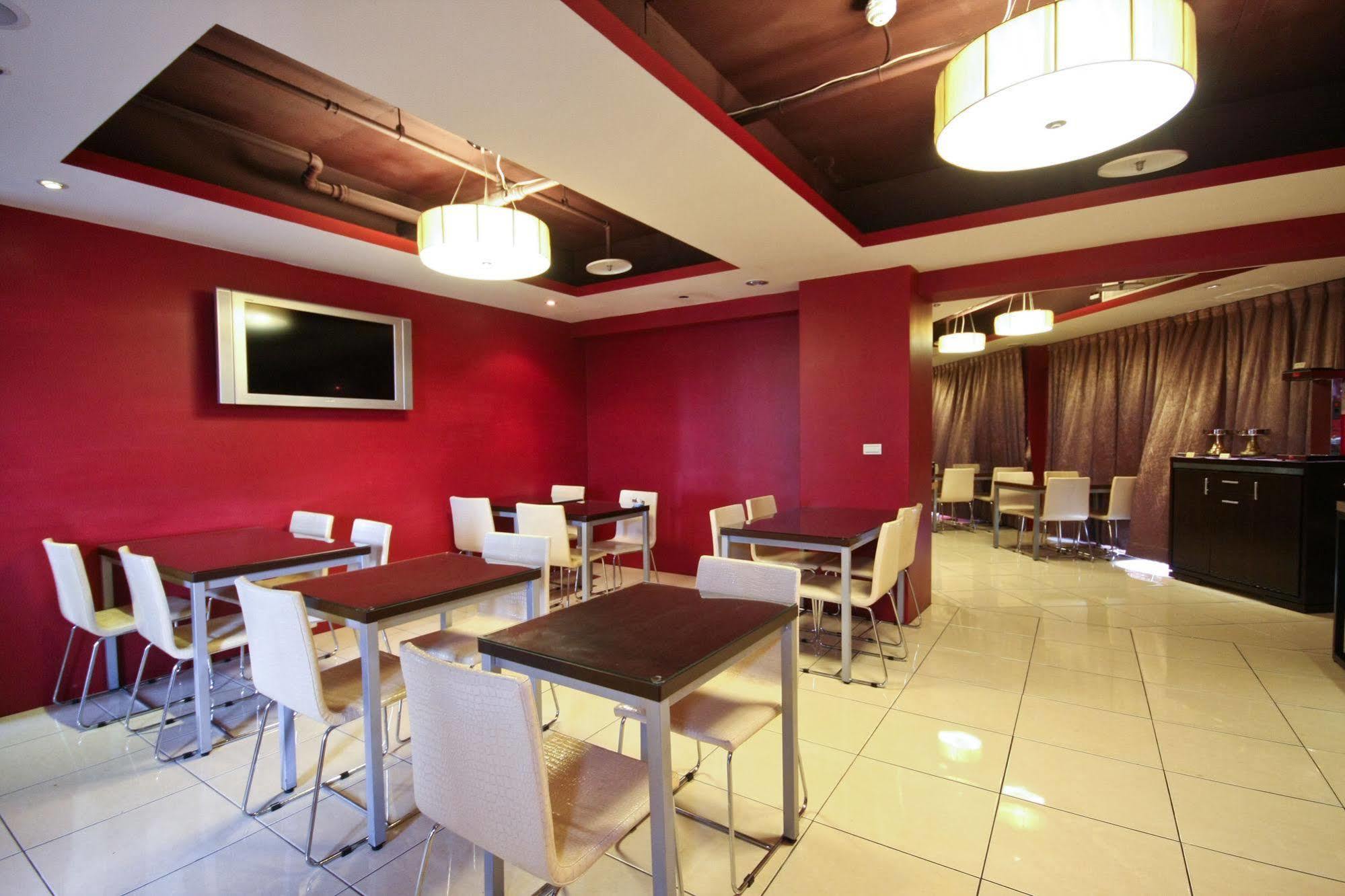 Talmud Hotel Gongyuan Tajcshung Kültér fotó